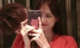 拿手机拍视频爆料的小孩,手机镜头下的爆料瞬间